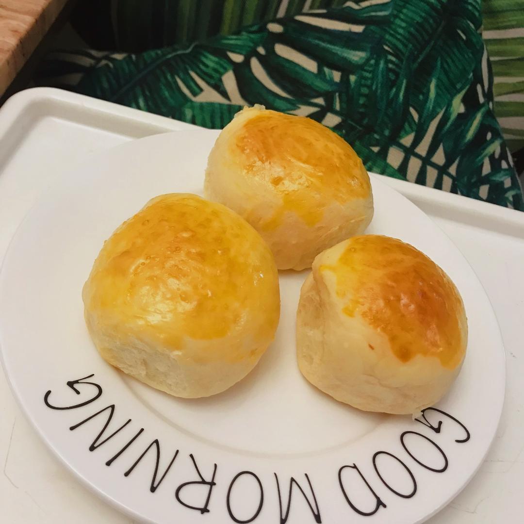 超软的牛奶小餐包