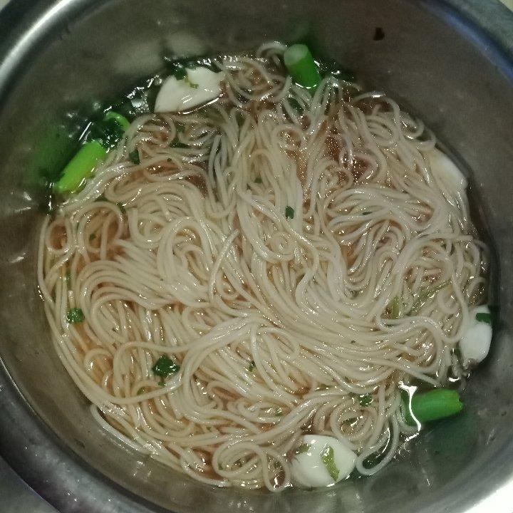 一碗热汤面