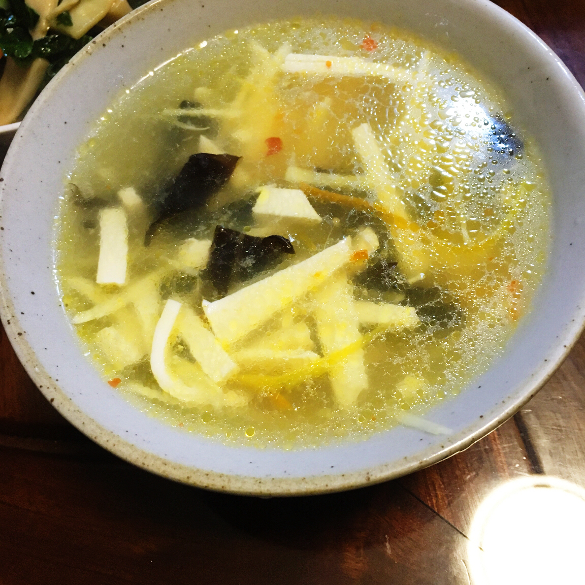 为了做这款汤，苦练刀法也值得丨酸辣汤 · 圆满素食