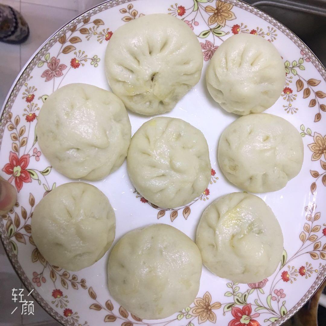 胡萝卜木耳鸡蛋素包子