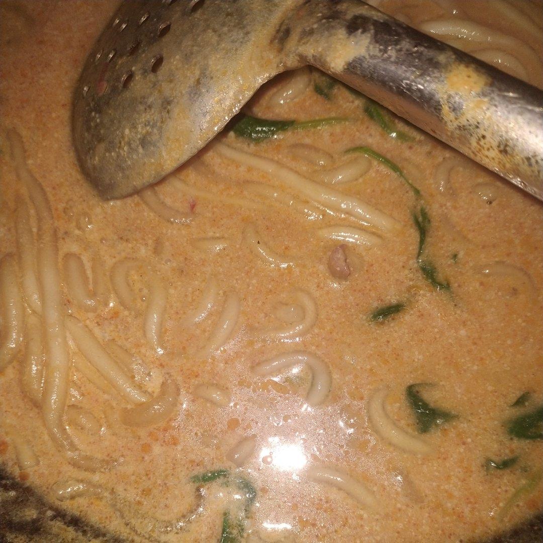 好吃到汤都喝光的「麻辣土豆粉」