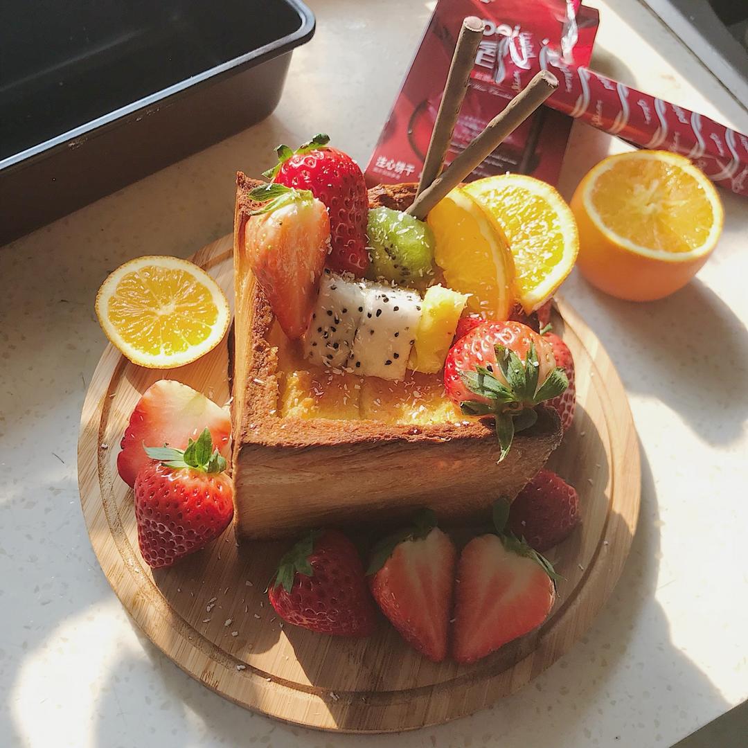 蜂蜜莓果厚多士