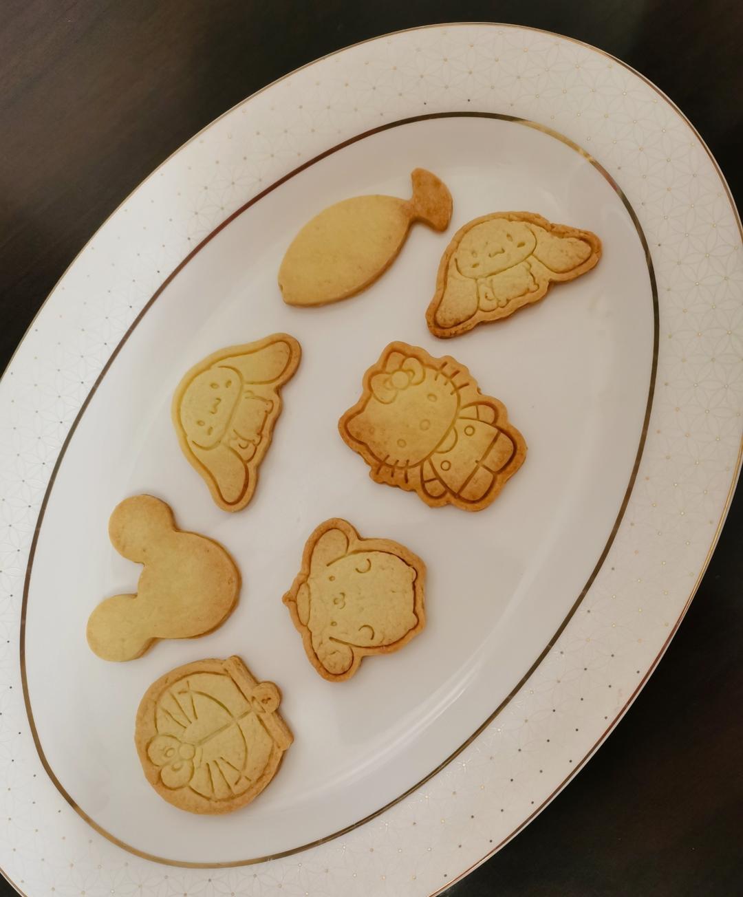 小朋友们超爱的卡通小饼干