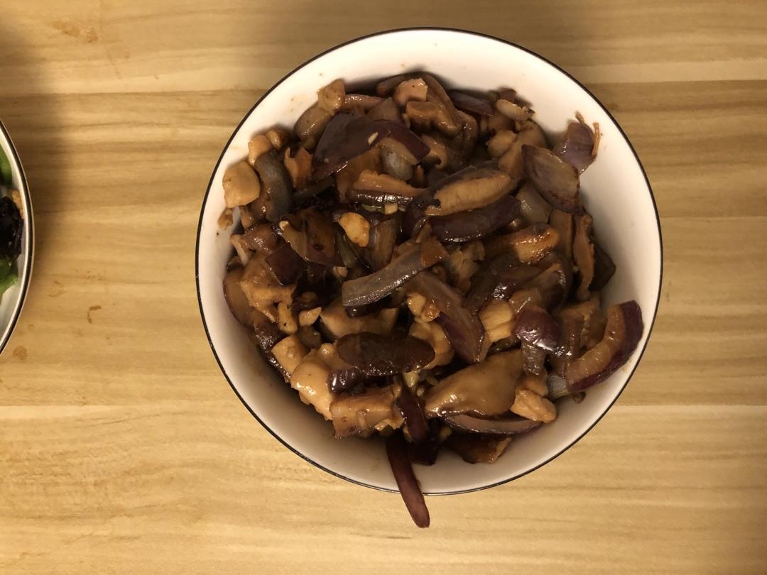 ❤️香菇滑鸡：鸡肉滑嫩，香菇入味‼️