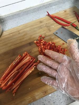 家常红椒酱豆的做法 步骤4
