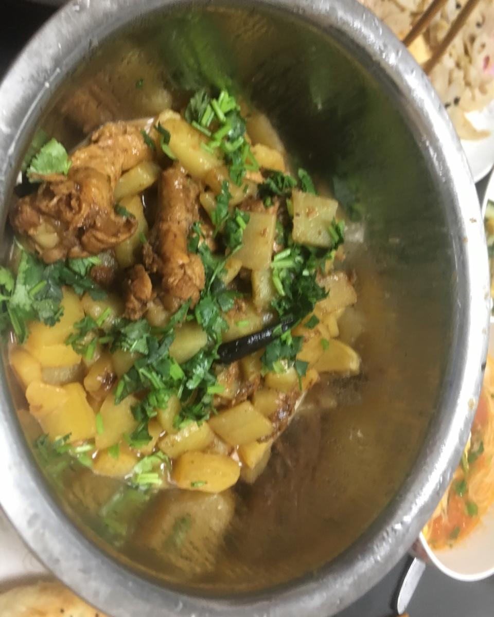 红烧土豆炖鸡腿
