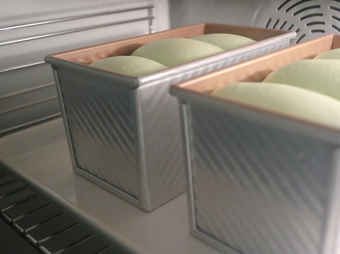 椰奶冻斑斓吐司！