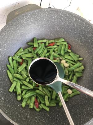 豆角蒸面（焖面）的做法 步骤4