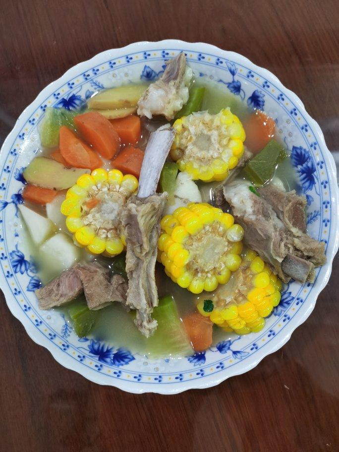秋冬的第一煲羊肉汤！