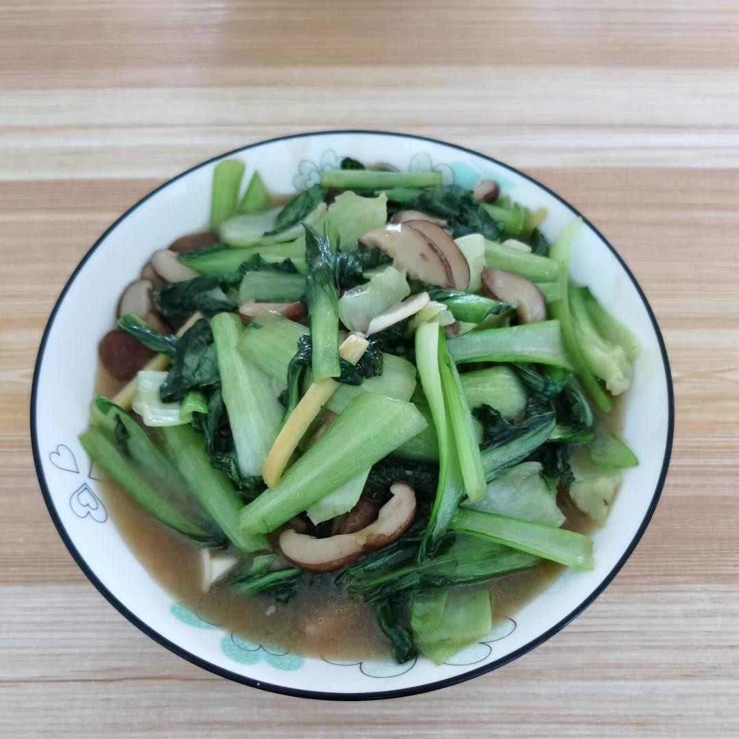 香菇油菜（简单快手）