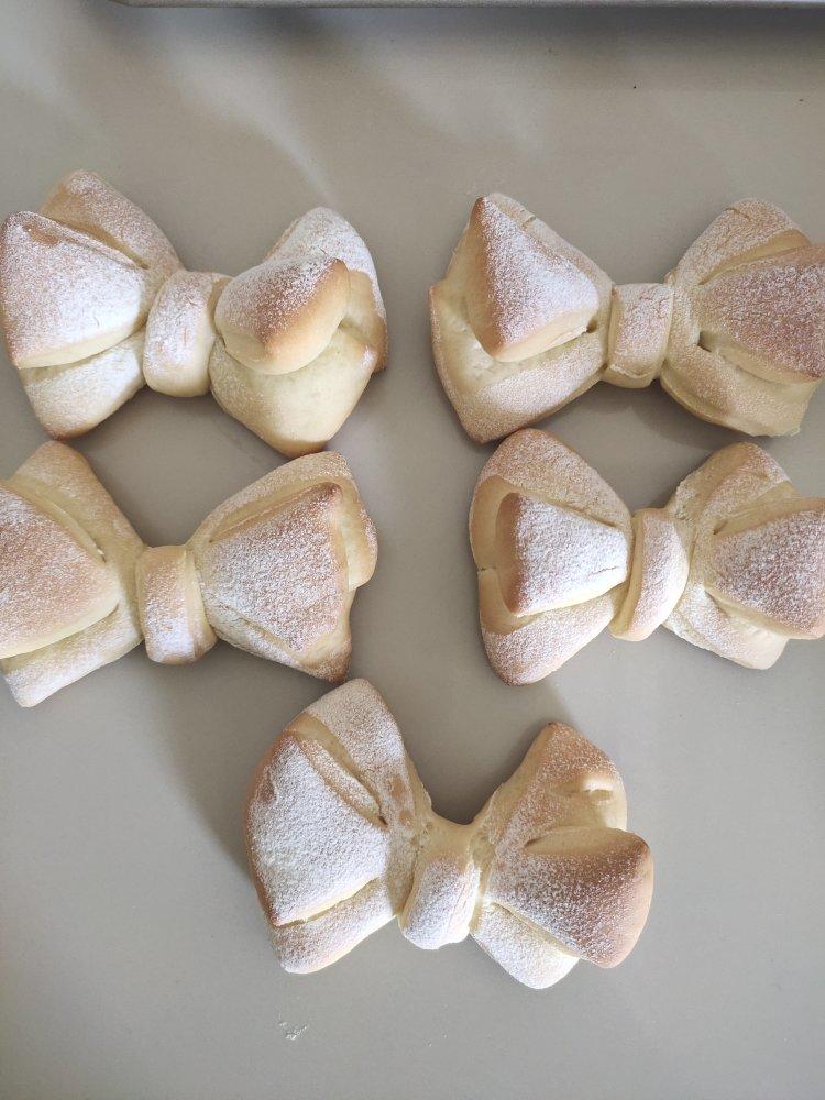 满满少女心的蝴蝶结🎀面包