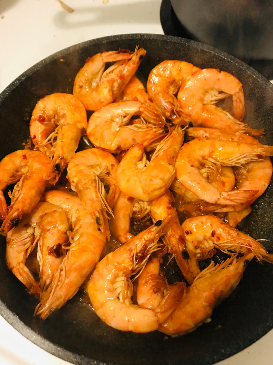 用红薯粉丝做的虾仁粉丝煲