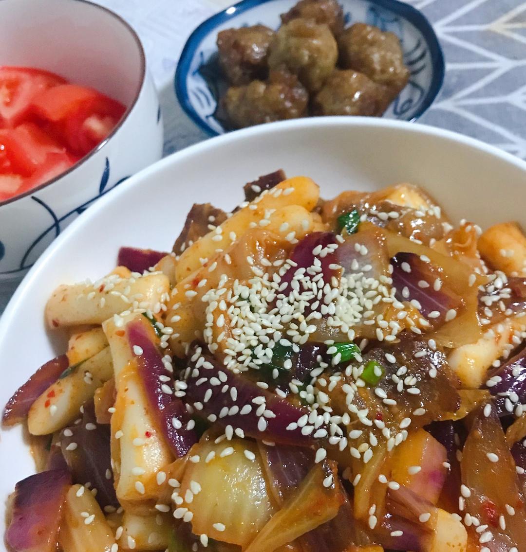 辣白菜炒五花肉