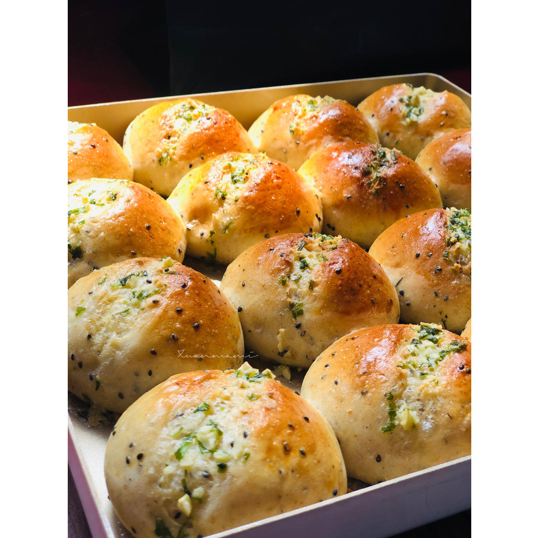 考验自制力的小餐包---黄油蒜香小餐包