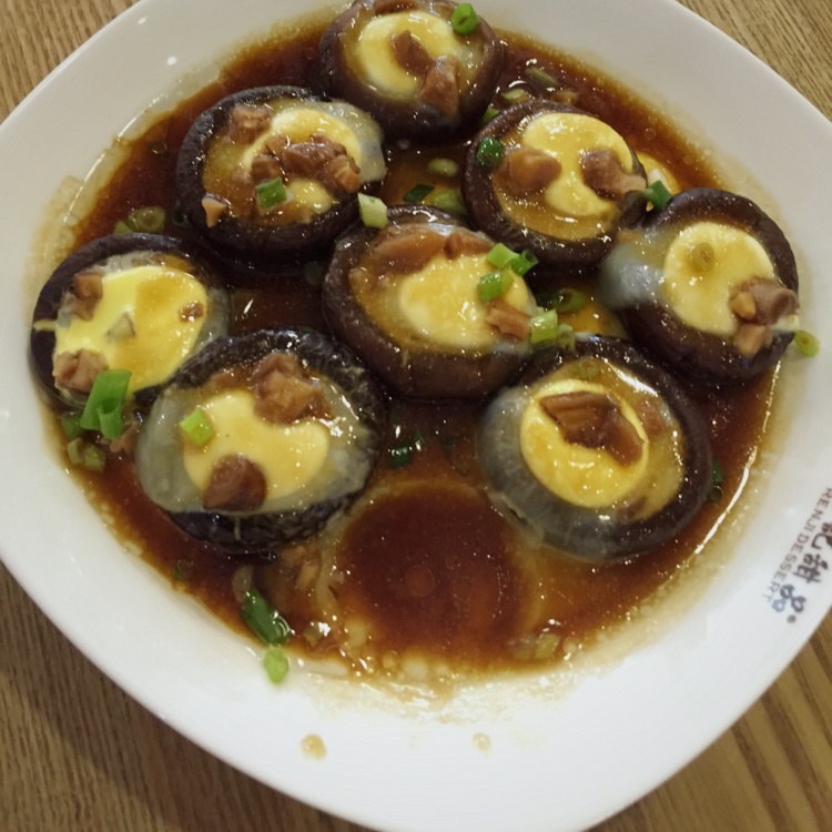 冬菇蒸鹌鹑蛋