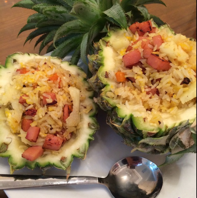 菠萝炒饭