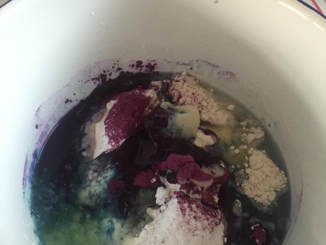 为春天🌿而生的菊花酥