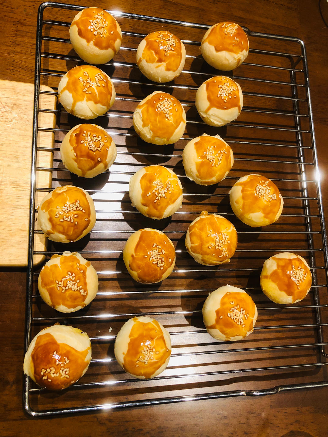 超简单 免揉 酥掉渣的蛋黄酥(超详细附全程视频)不破酥『万能酥皮』