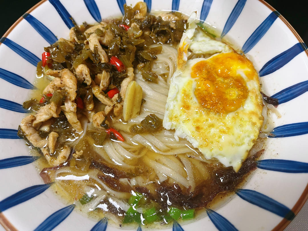雪菜肉丝面