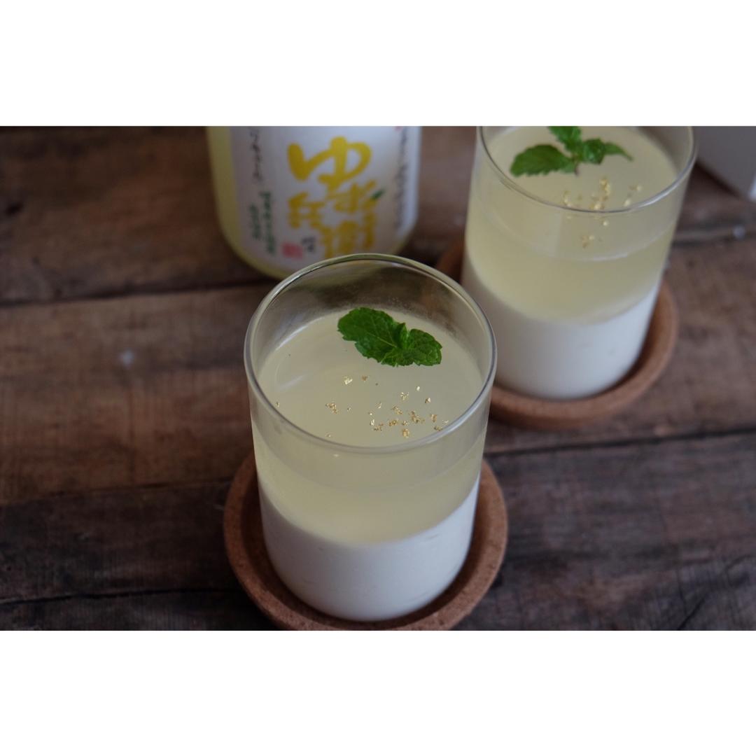 柚子酒生乳配柚子酒果冻