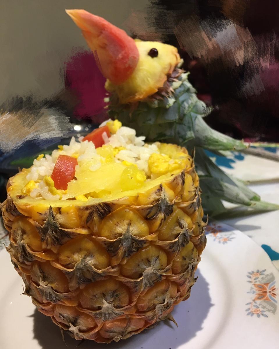 鸟语花香菠萝炒饭