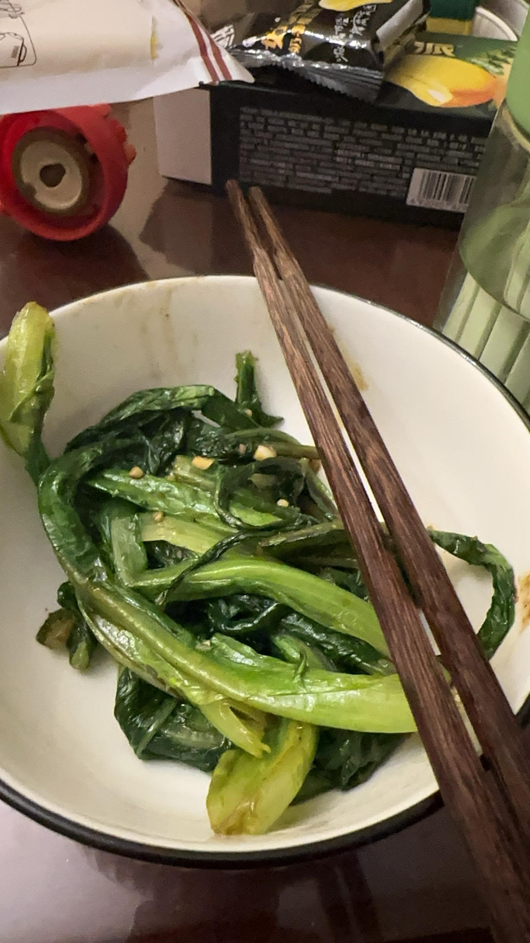 蒜蓉耗油清炒油麦菜，减脂快手菜，宝宝超爱，傻瓜步骤，屡试不爽，好吃且下饭，鲜香爽口！！