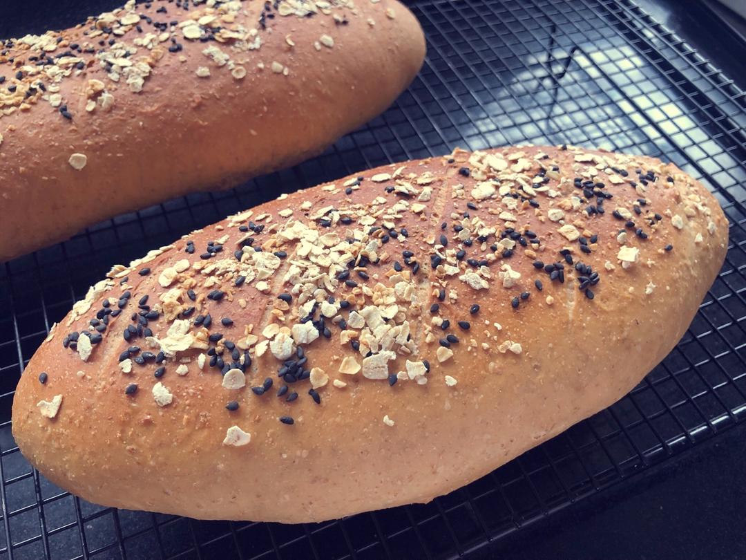 全麦杂粮乳酪面包