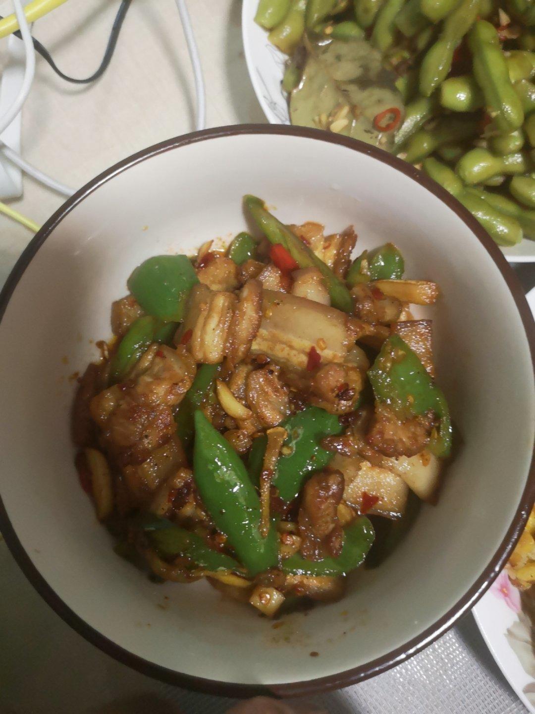厨师长教你：“回锅肉”的正宗做法，先收藏