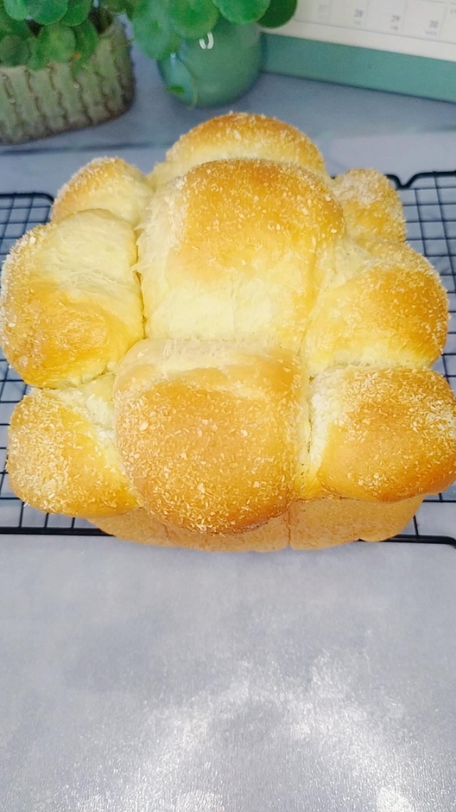 软到不可思议的椰浆泡泡面包