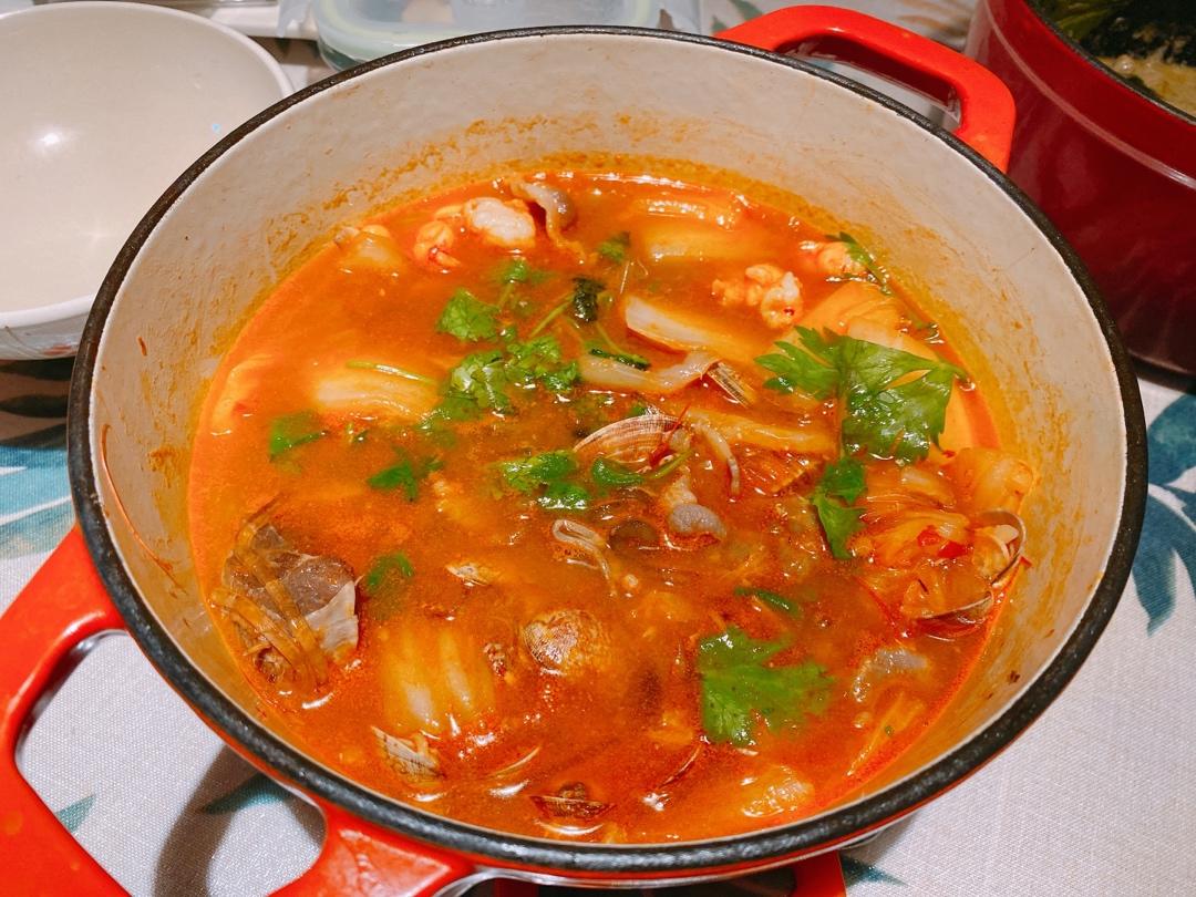 鲜虾花甲粉丝煲