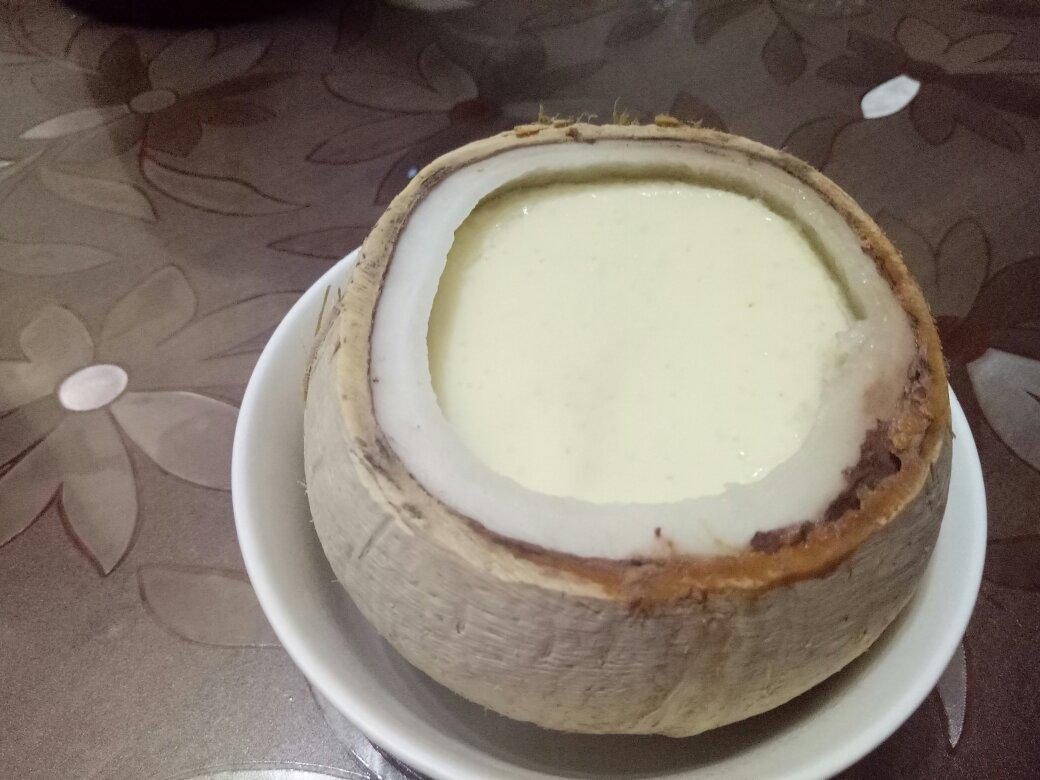 原只椰子炖蛋