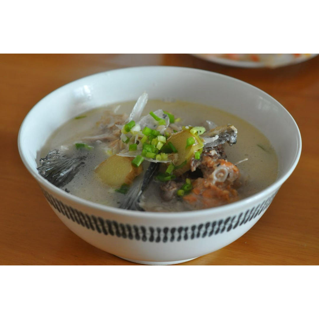 三文鱼头汤