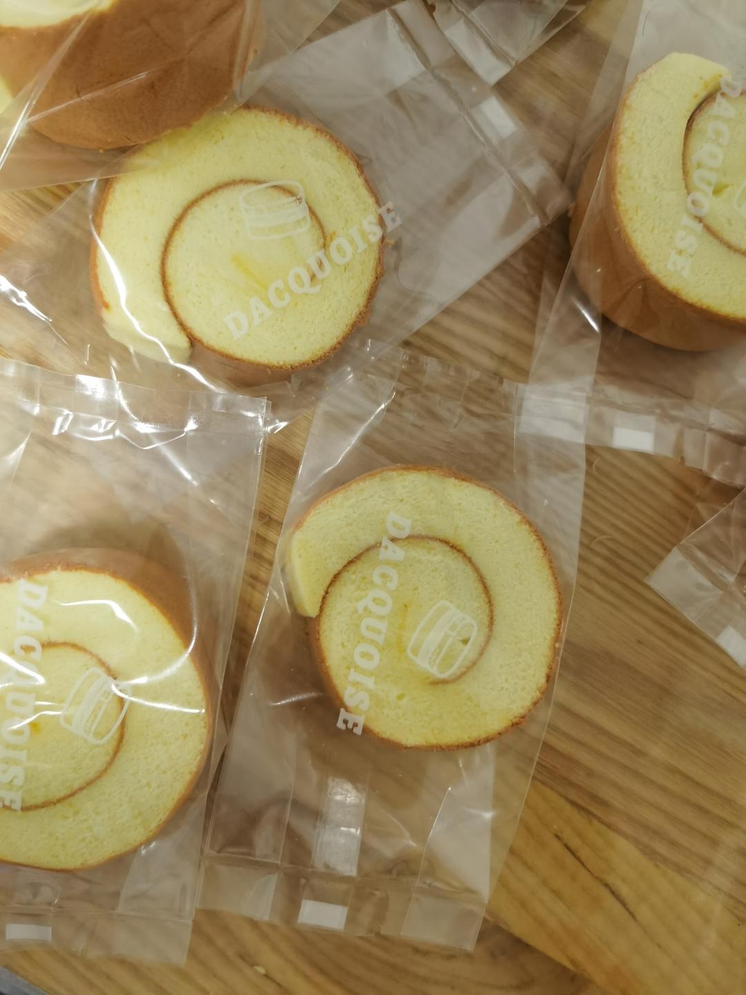 蛋糕卷这样做‼️不掉皮不开裂（小视频食谱）