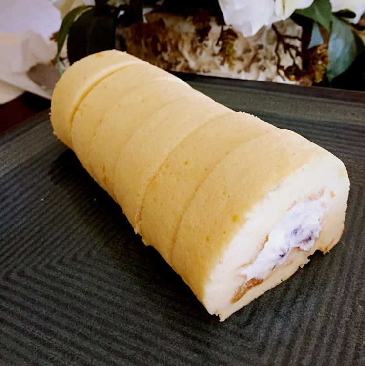 奶油瑞士卷
