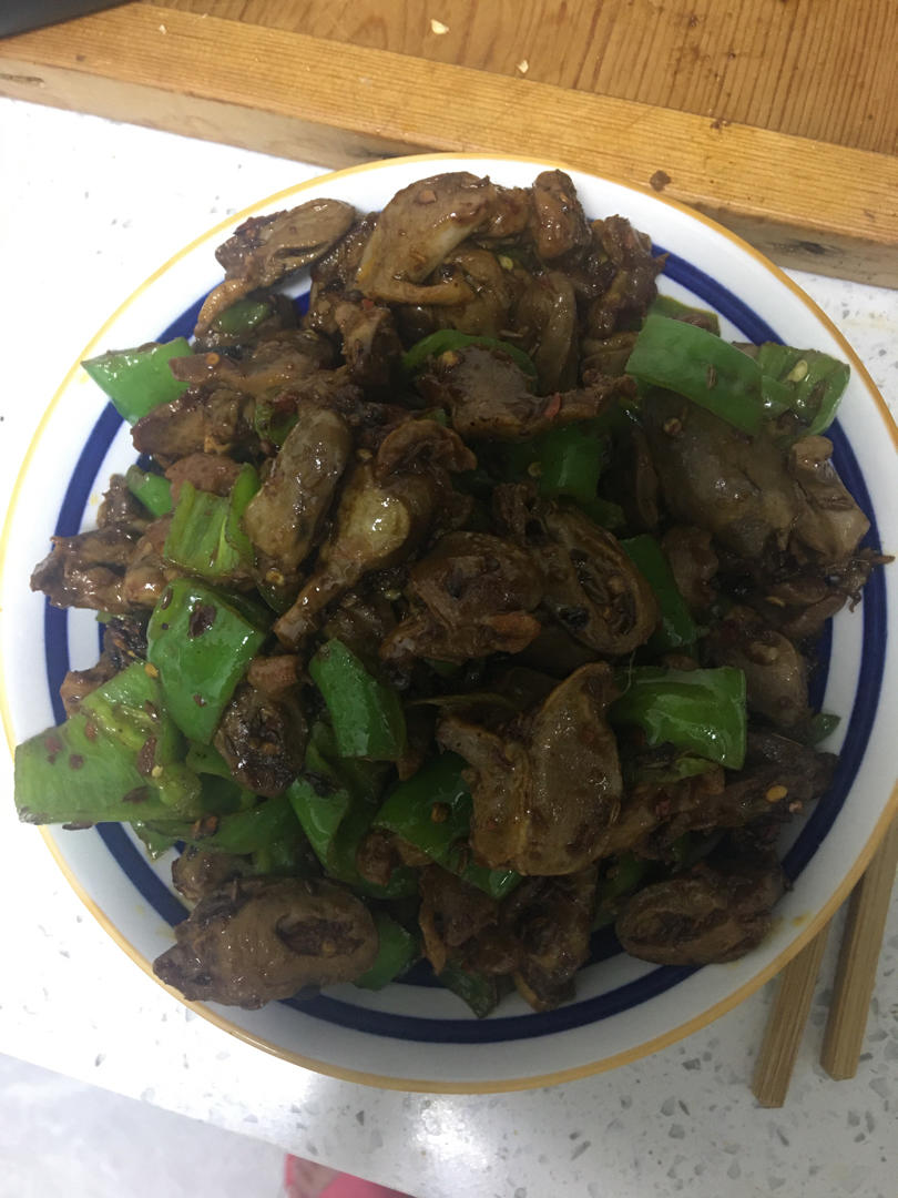 辣椒炒鸡胗（家常简易）
