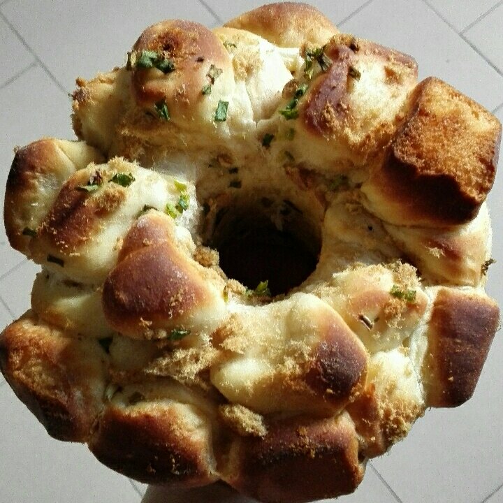 香葱肉松手撕面包