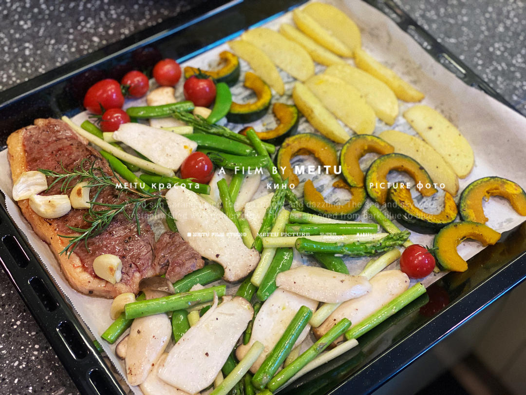 【新西兰牛肉】烤箱版烤土豆贝贝南瓜芦笋甜豆小番茄杏鲍菇牛排懒人版一锅端烤时蔬健身减脂夏季的做法