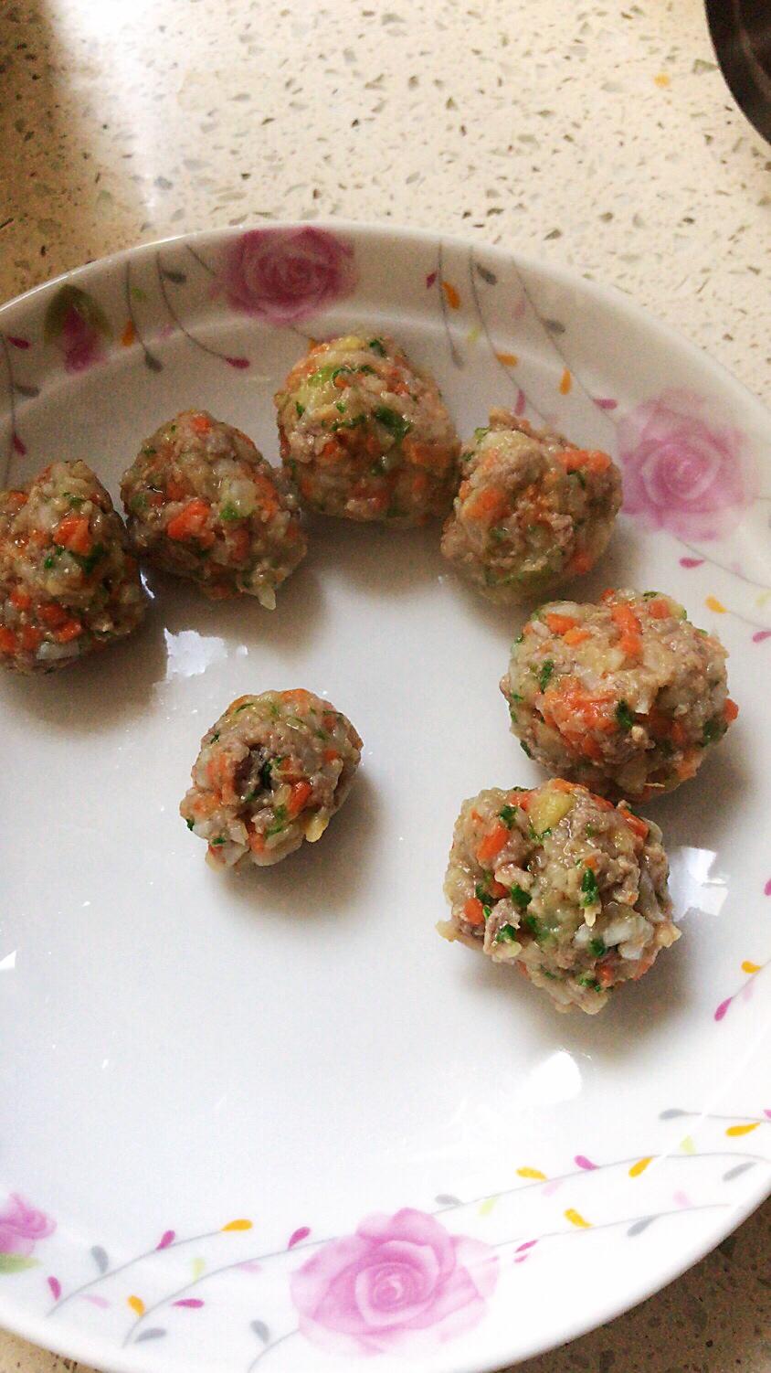 宝宝蔬菜肉丸子