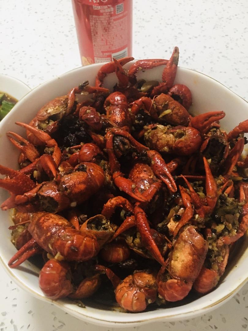 史上最好吃的麻辣小龙虾做法就在这，一吃准爱上