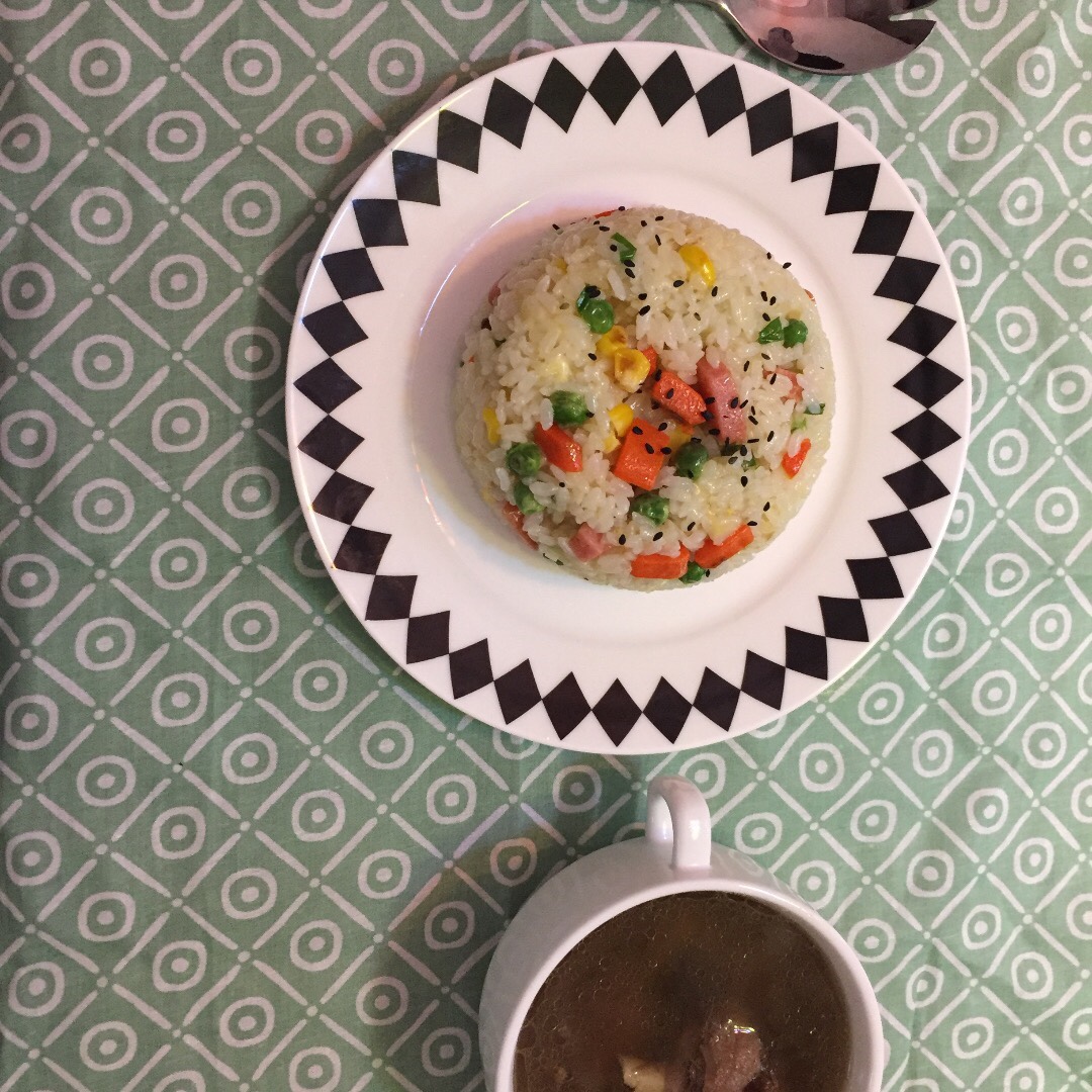 家常蛋炒饭