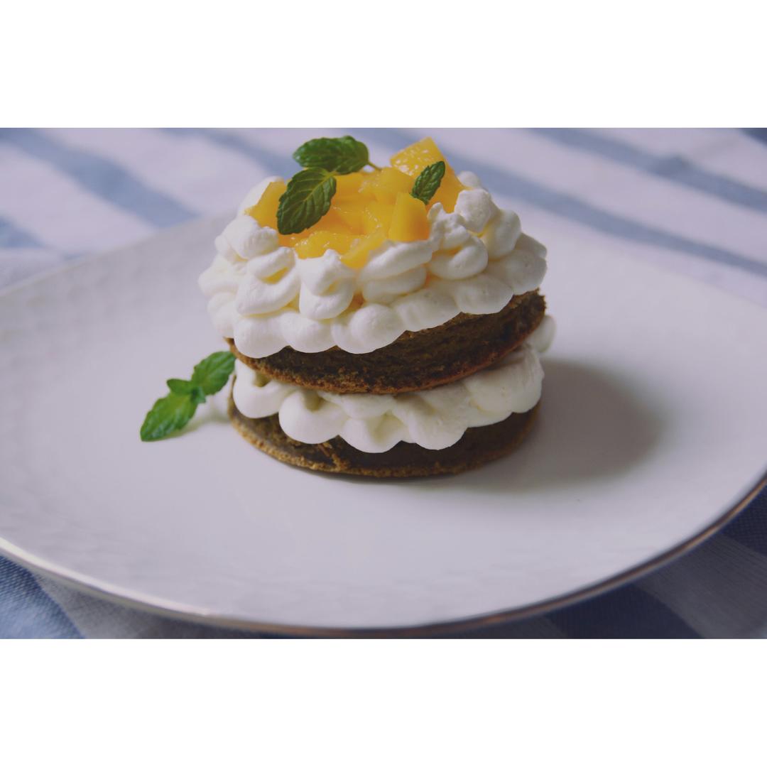 【零失败】不会裱花没关系的水果裸蛋糕 芒果裸蛋糕 完美戚风胚