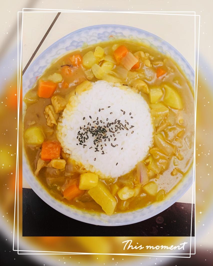 咖喱鸡肉饭
