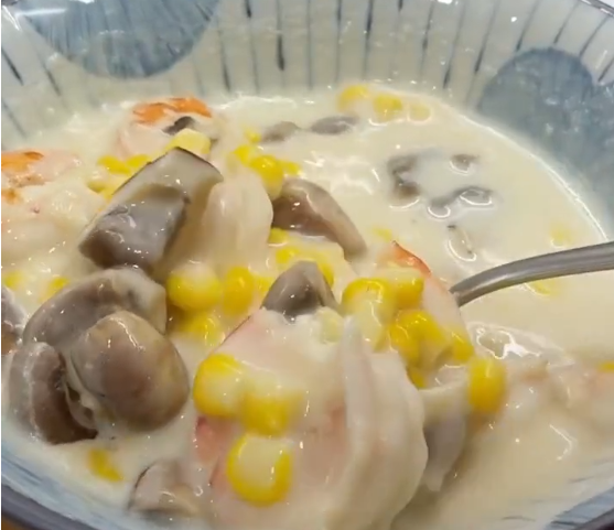 奶油蘑菇玉米汤的做法
