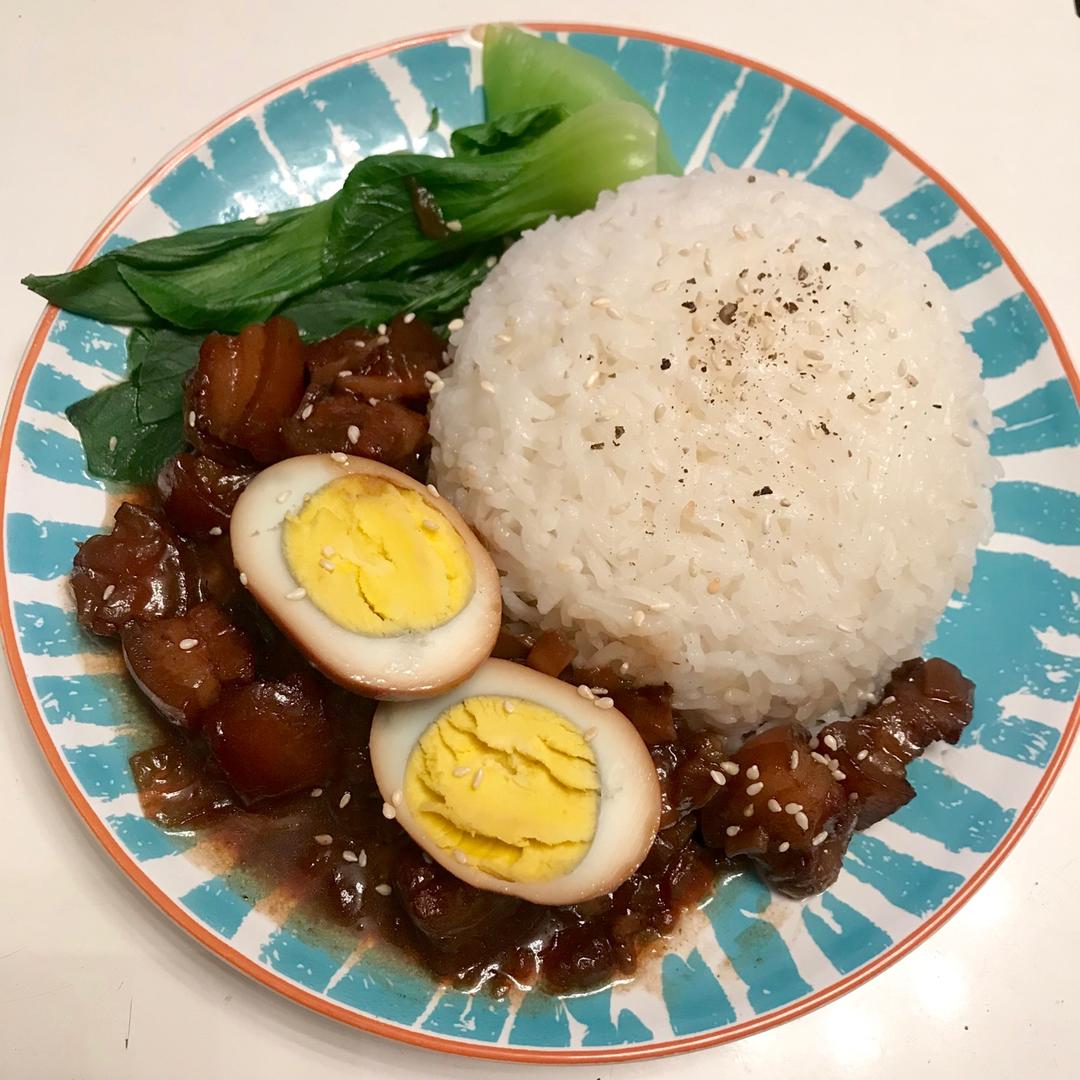 洋葱酥卤肉饭