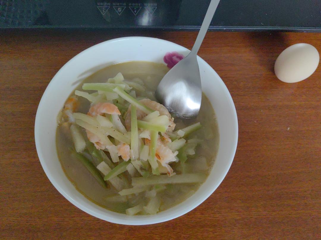 胶东人家的虾干萝卜汤，鲜！