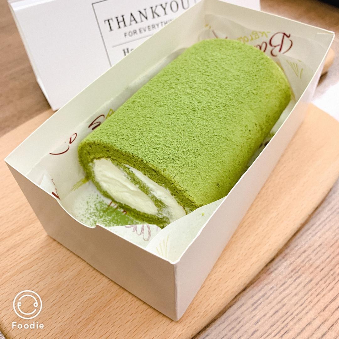 抹茶戚风蛋糕卷