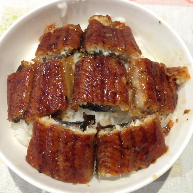 蒲烧鳗鱼饭