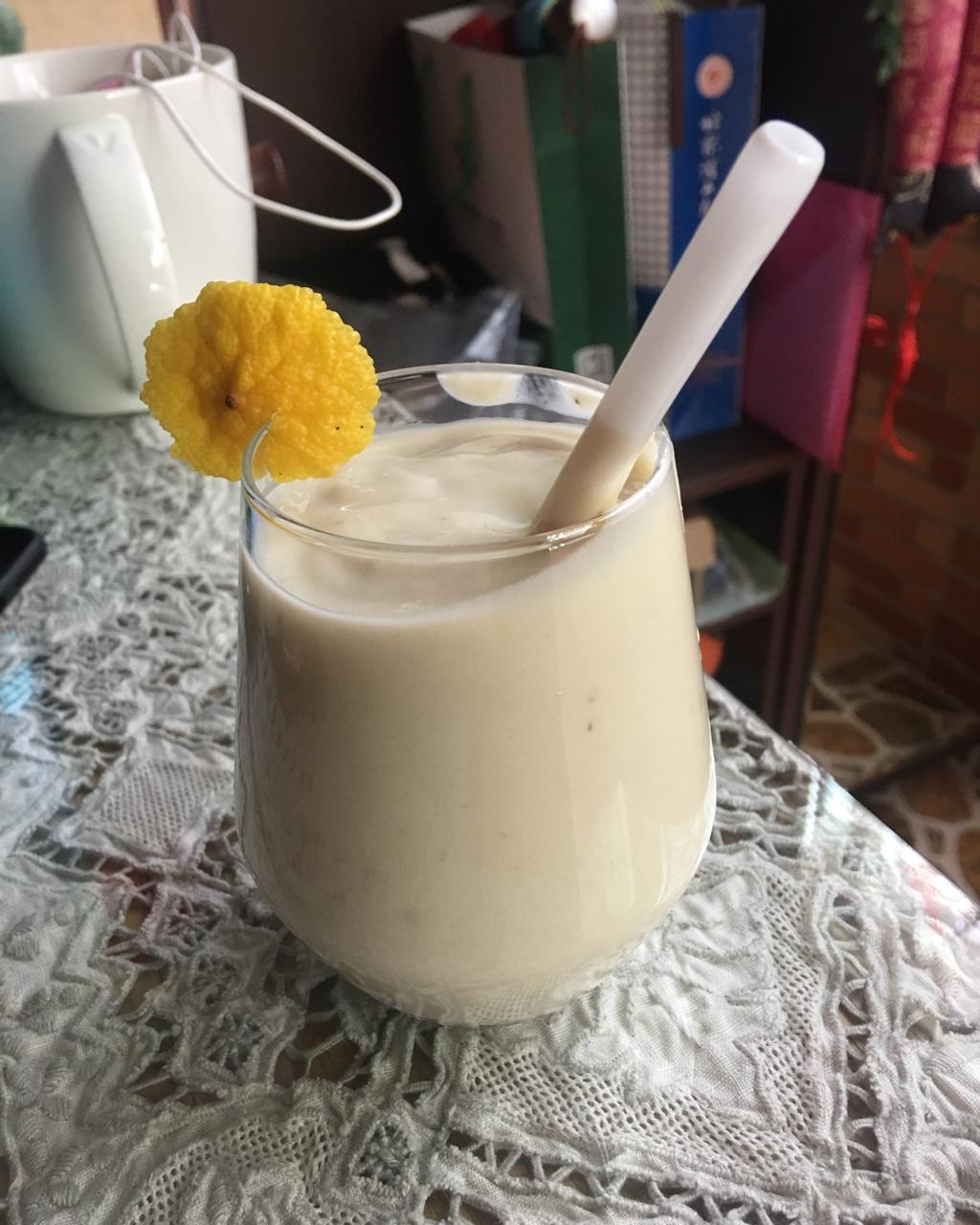 唐馨_vs6q做的香蕉奶昔