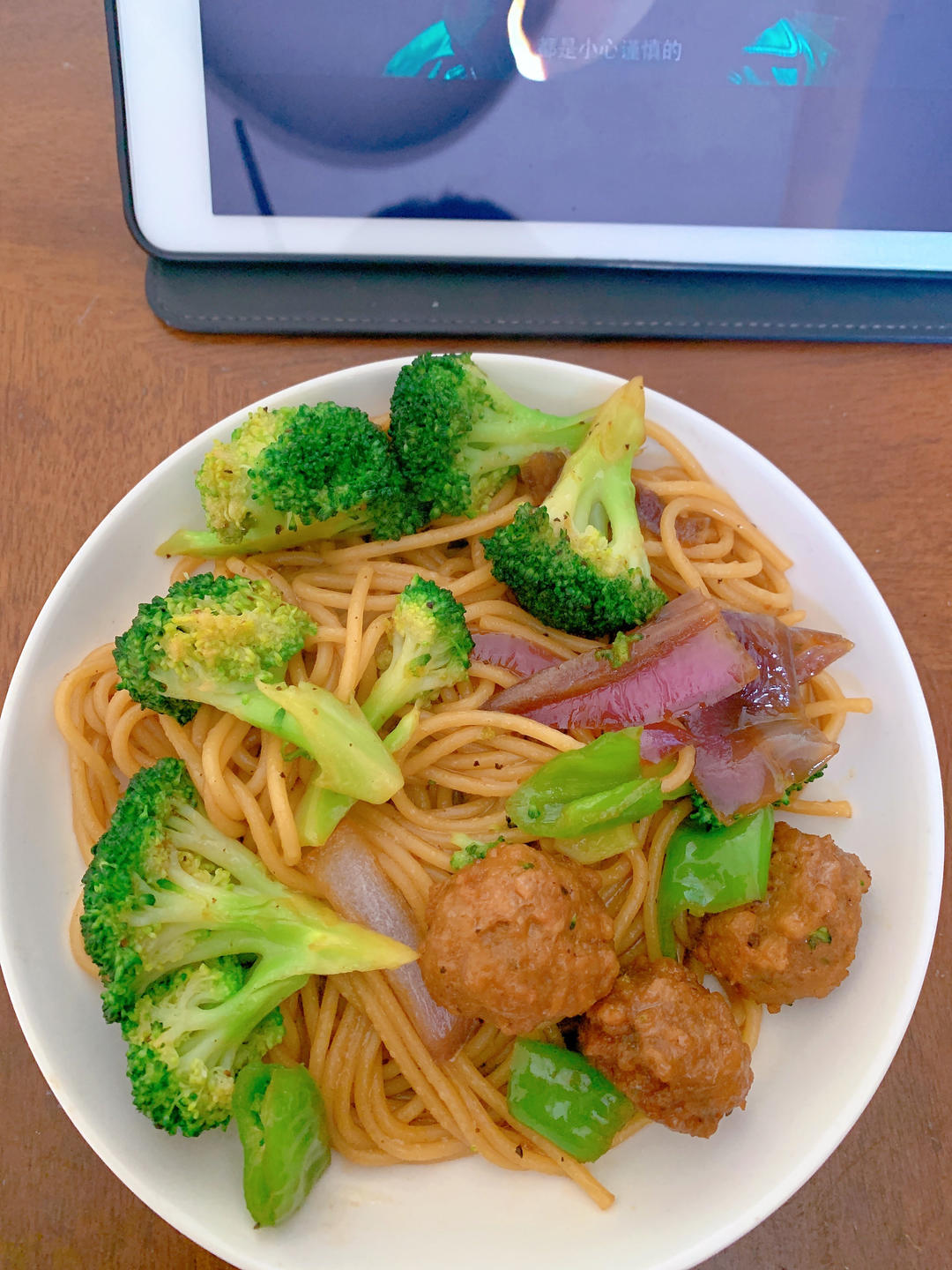 黑椒牛排意面