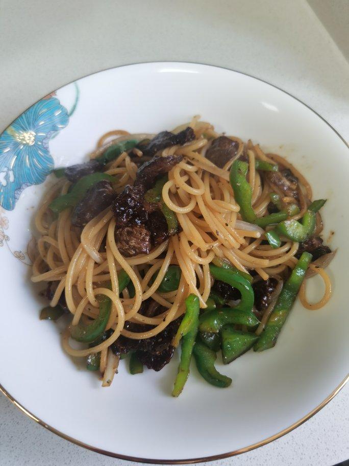 比餐厅好吃的黑椒牛柳意面🍝零失败简单教程